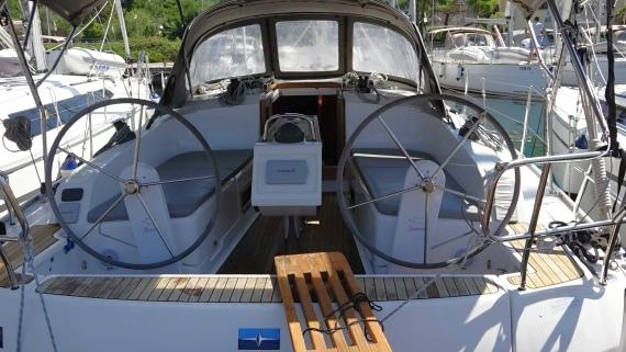 Diana | Bavaria Cruiser 37 photo 3