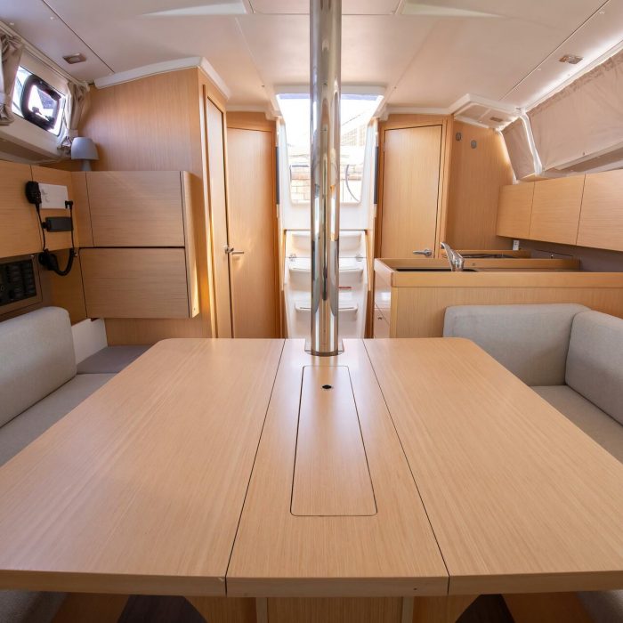 Levante - Standard line | Oceanis 35.1 photo 16