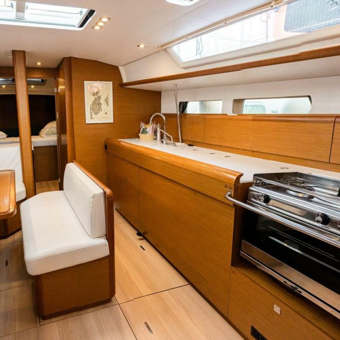 FILIPPOS I  Boat location in LEFKAS MARINA, D-marin  1 SUP FREE | Sun Odyssey 479 photo 13