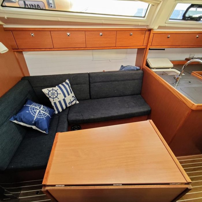 Atena | Bavaria Cruiser 37 photo 8