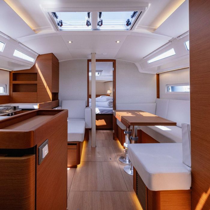Purr | Sun Odyssey 410 photo 19