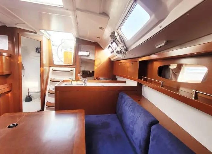 Perig | Oceanis 31 photo 14