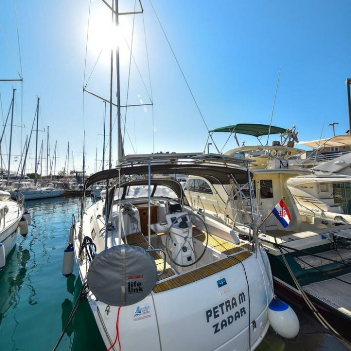 Petra M | Bavaria 36 Cruiser photo 20