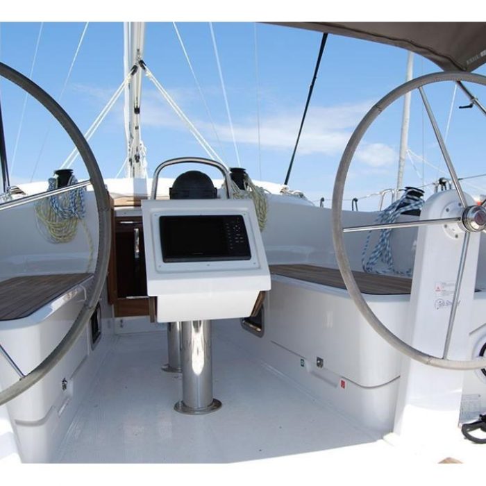 Bav37/2015 | Bavaria 37 Cruiser photo 1