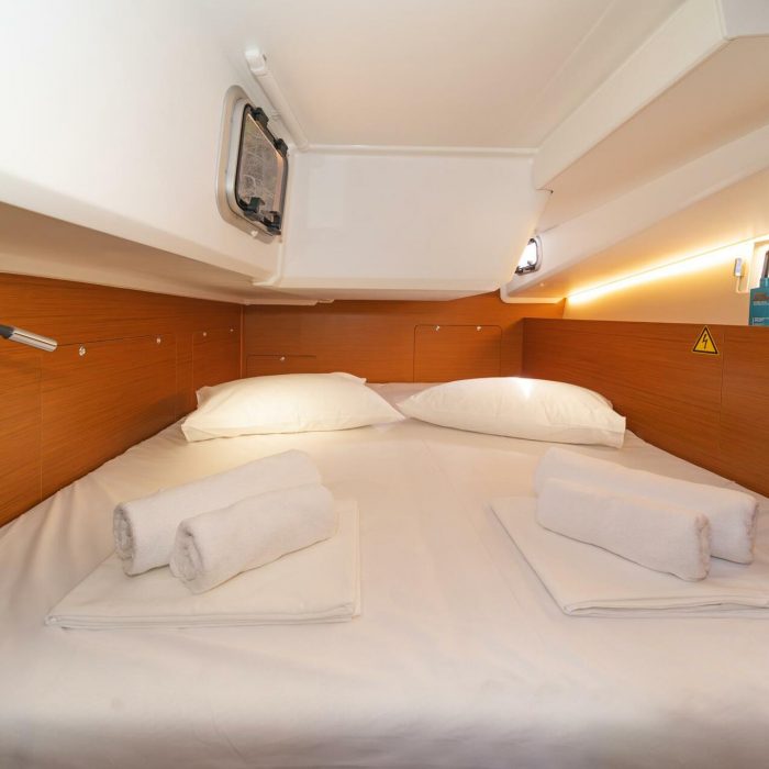 First Ride | Sun Odyssey 490 photo 16
