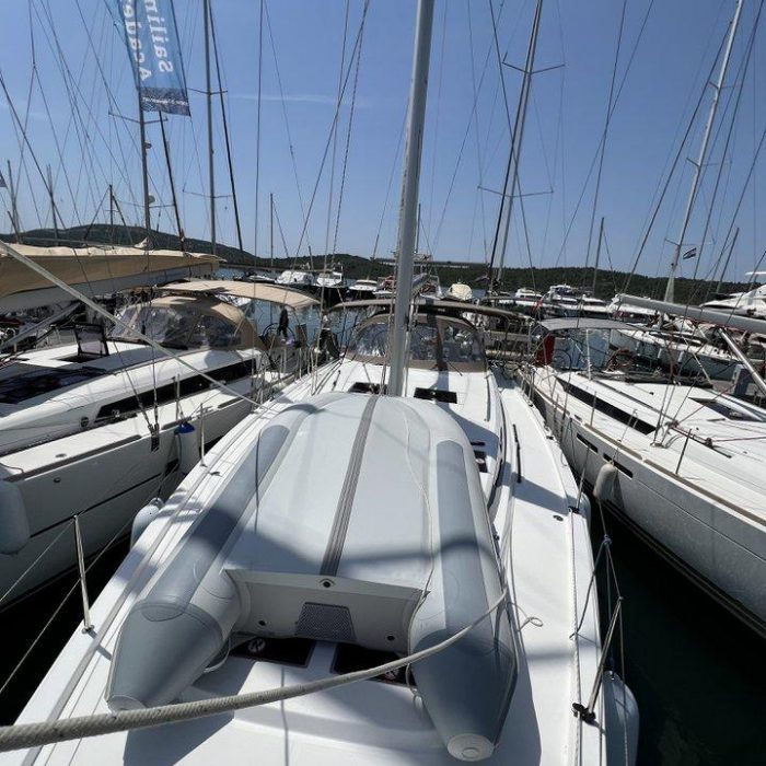 Calypso | Bavaria C45 photo 3