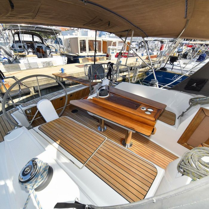 Viviana | Bavaria 37 photo 9