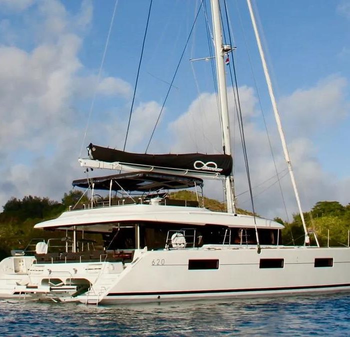 Premium | Lagoon 620 photo 2