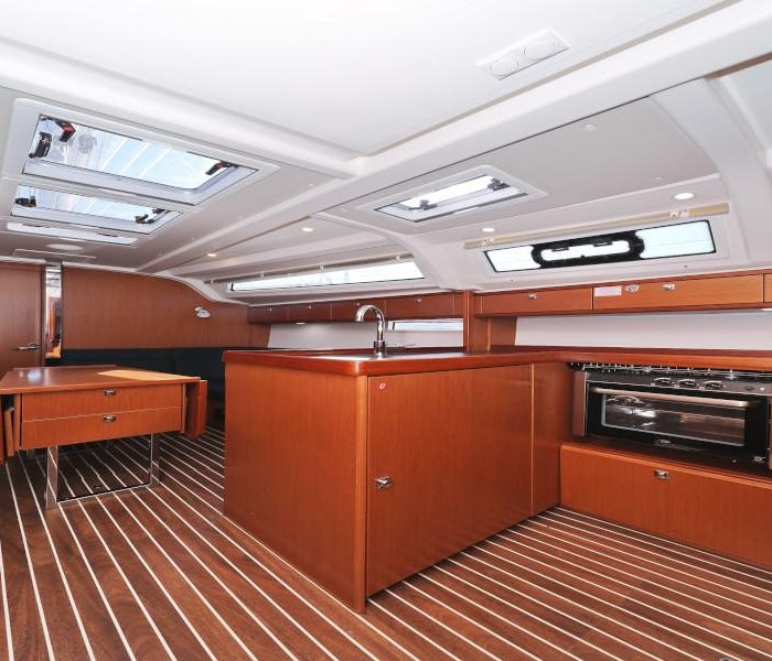 Lupe | Bavaria Cruiser 37 photo 24