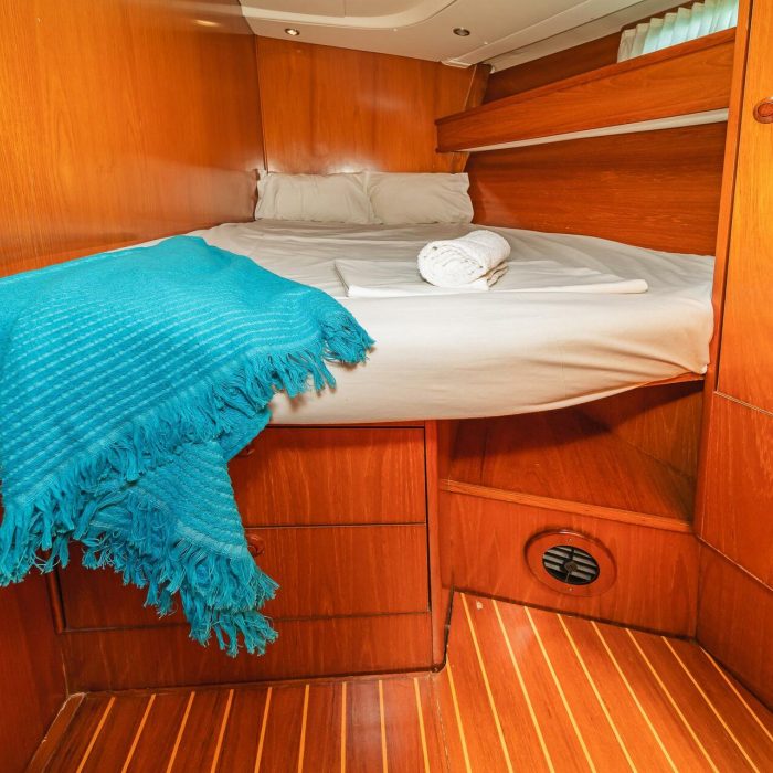 Veni  (ONLY SKIPPERED) | Sun Odyssey 54DS photo 14