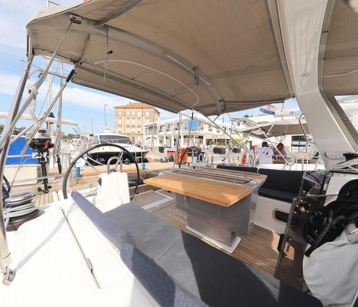 Seven | Oceanis 41.1 photo 21