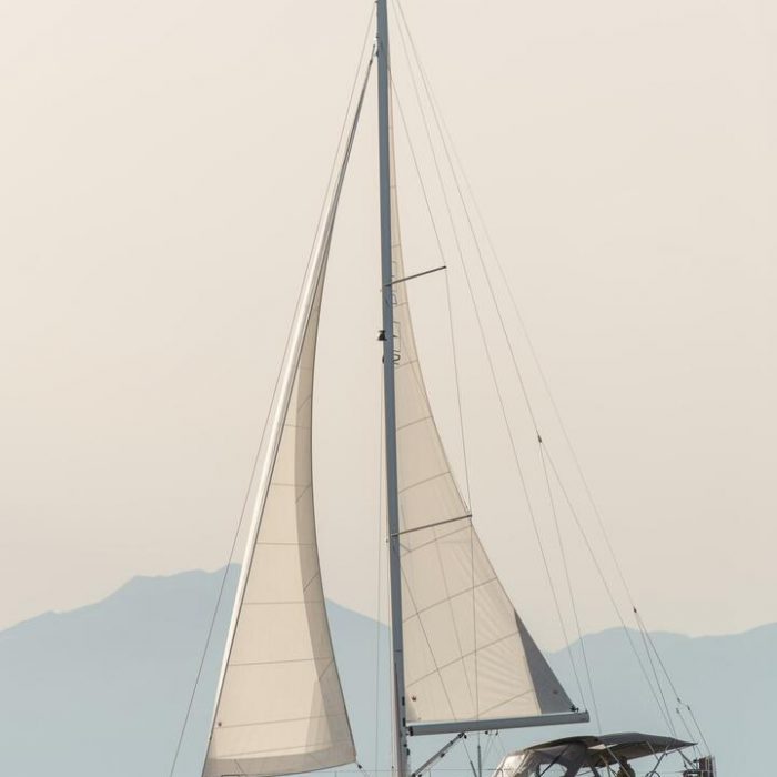 Karpouzi | Bavaria C42 photo 2