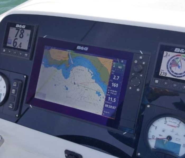Mares | Lagoon 42 photo 13
