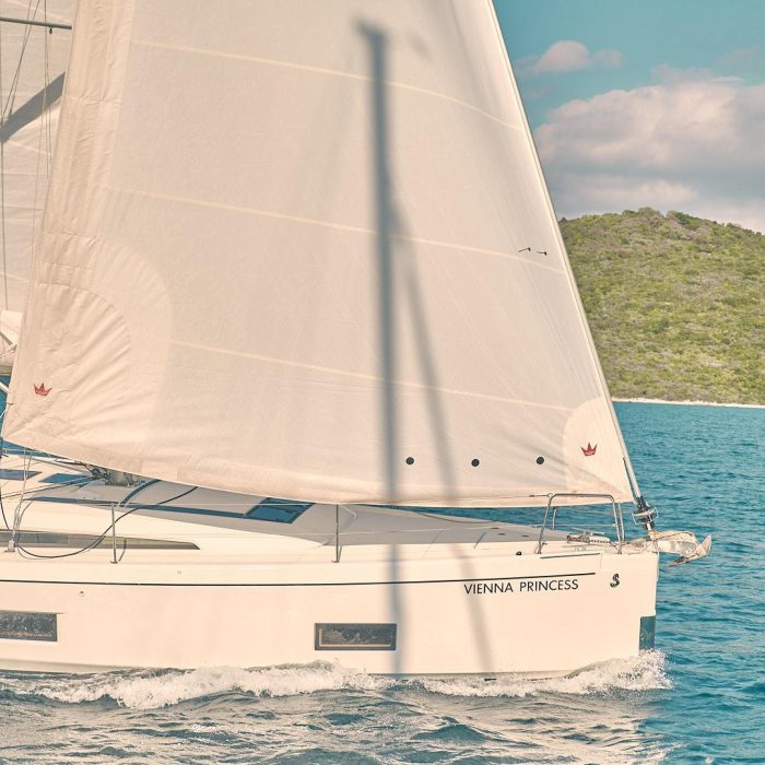 Vienna Princess | Oceanis 46.1 photo 2