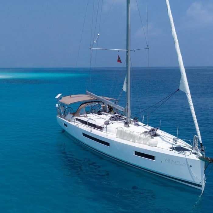 Infinitea | Sun Odyssey 490 photo 1