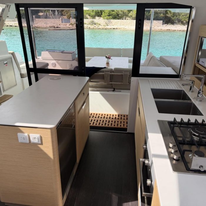 Sunrise | Fountaine Pajot Aura 51 - 5 + 1 cab. photo 24