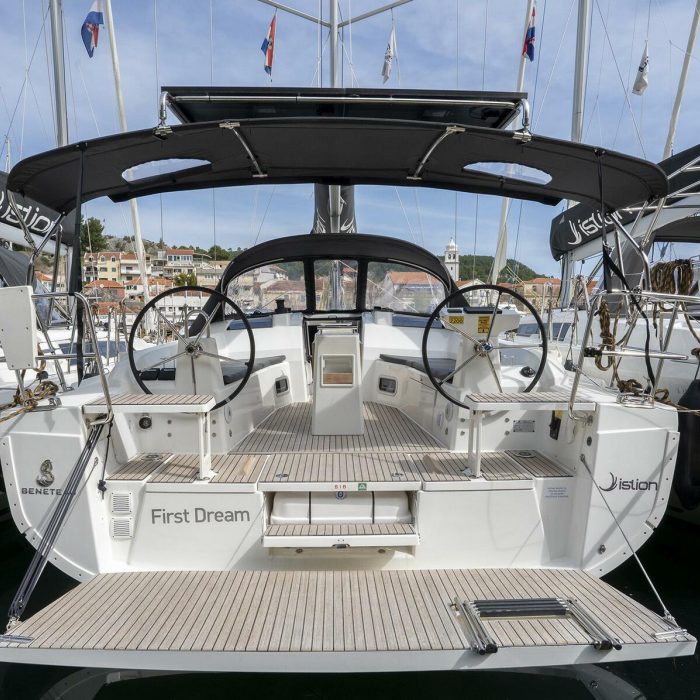 First Dream | Oceanis 37.1 photo 6