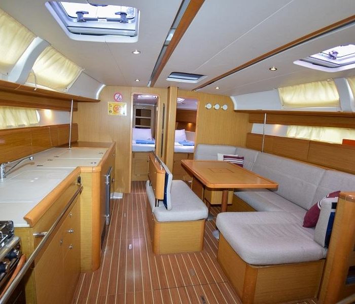 Loki | Sun Odyssey 44 i photo 25