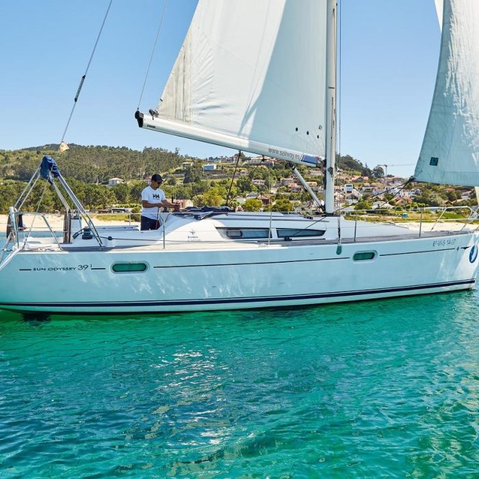 Bbcap | Sun Odyssey 39i photo 1