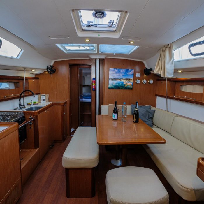 Belamour | Oceanis 43 photo 14