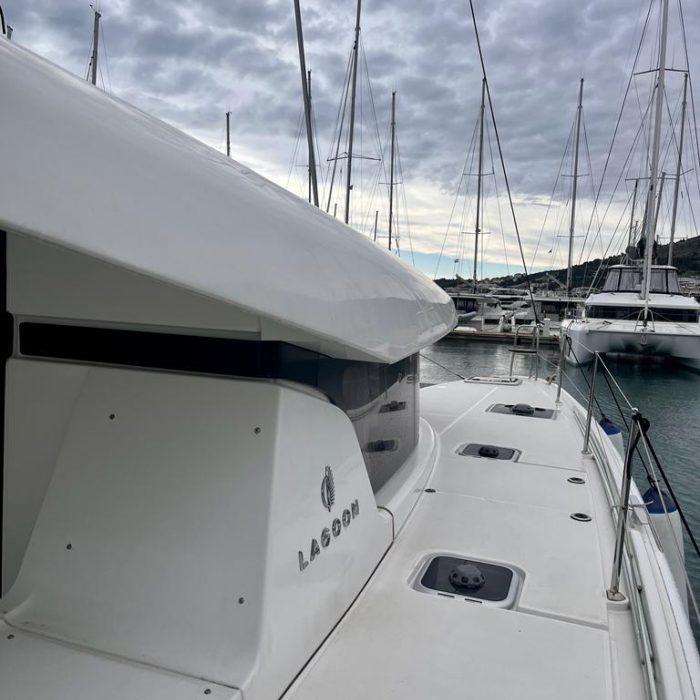 Vesper | Lagoon 42 photo 5