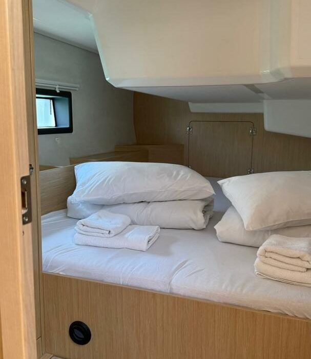 Onyx | Bavaria C42 photo 21