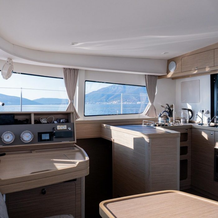 Lyubushka | Lagoon 42 photo 19