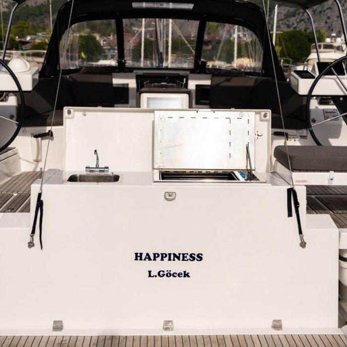 Happiness | Dufour 470 photo 5