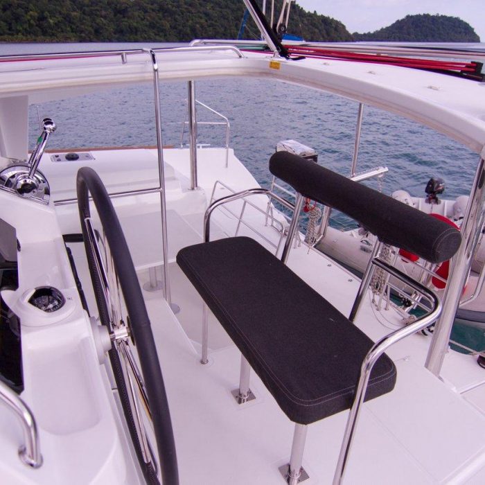 Anastasia | Lagoon 400 S2 - 4 + 1 cab. photo 2