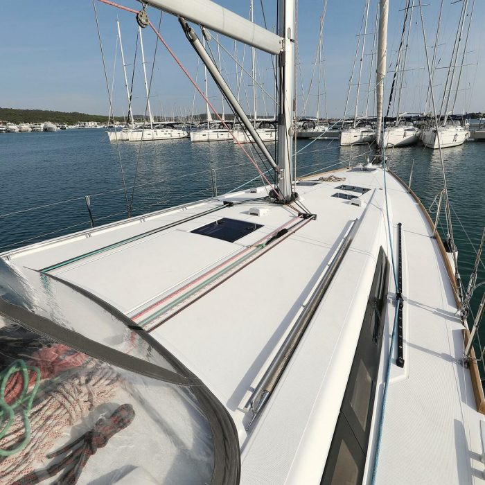 Zephyra | Oceanis 45 photo 5