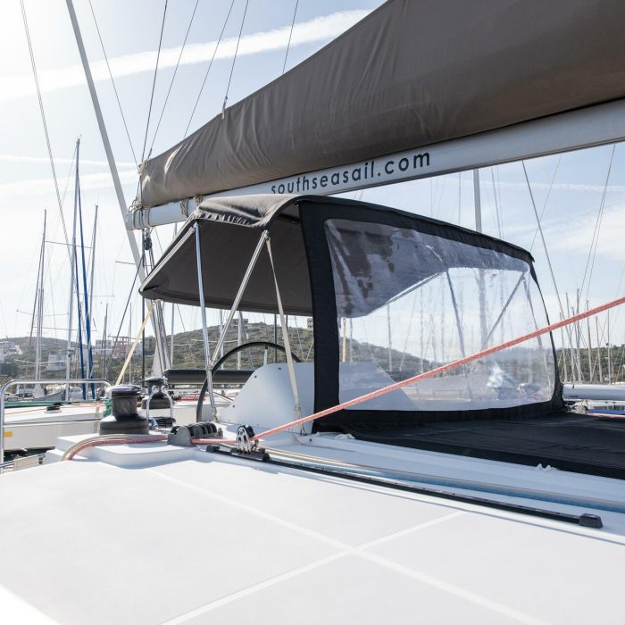 Diva | Lagoon 450 Fly photo 4