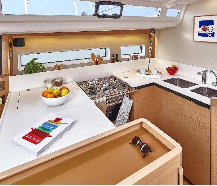 Innovation | Sun Odyssey 440 photo 2