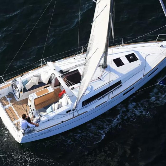 Oceanis 35 Classic | Oceanis 35 photo 1