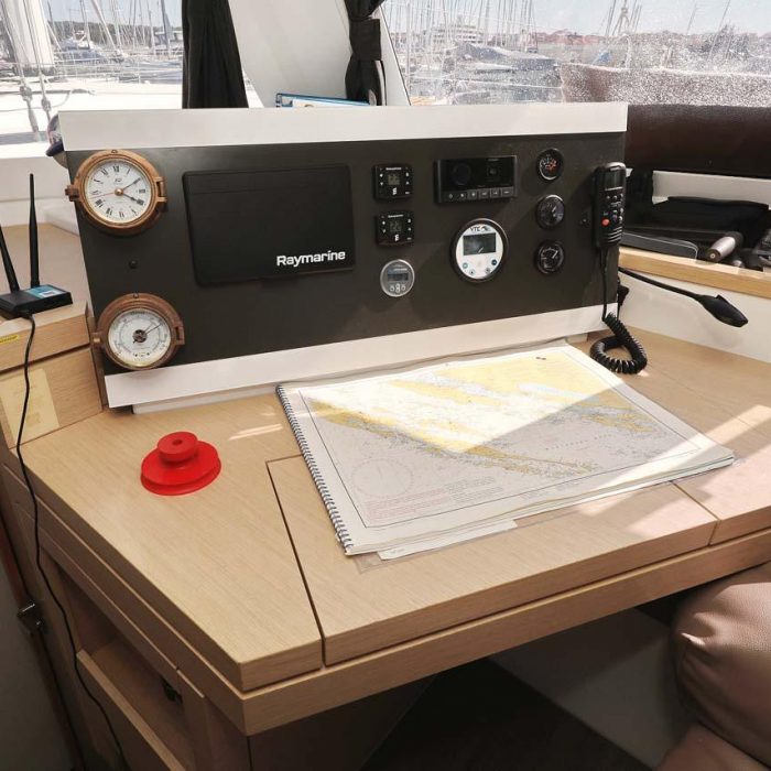 Tu Tamo 2 | Fountaine Pajot LUCIA 40 photo 18