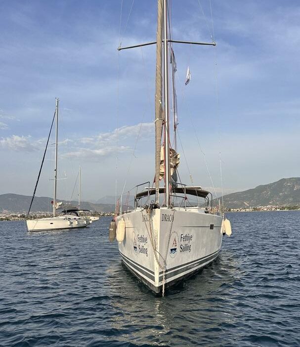 Draco | Hanse 445 photo 3