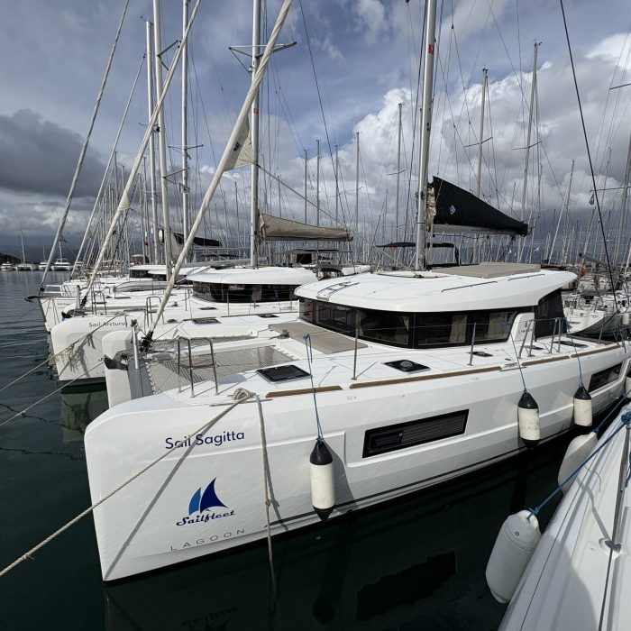 Sail Sagitta | Lagoon 40 photo 2