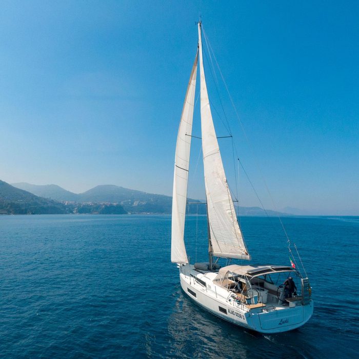 Ludi - Water maker, Solar Panel | Oceanis 46.1 photo 9