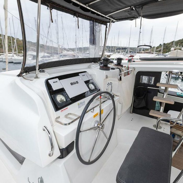 POSEIDON 2021 (air condition, generator) | Lagoon 42 photo 4