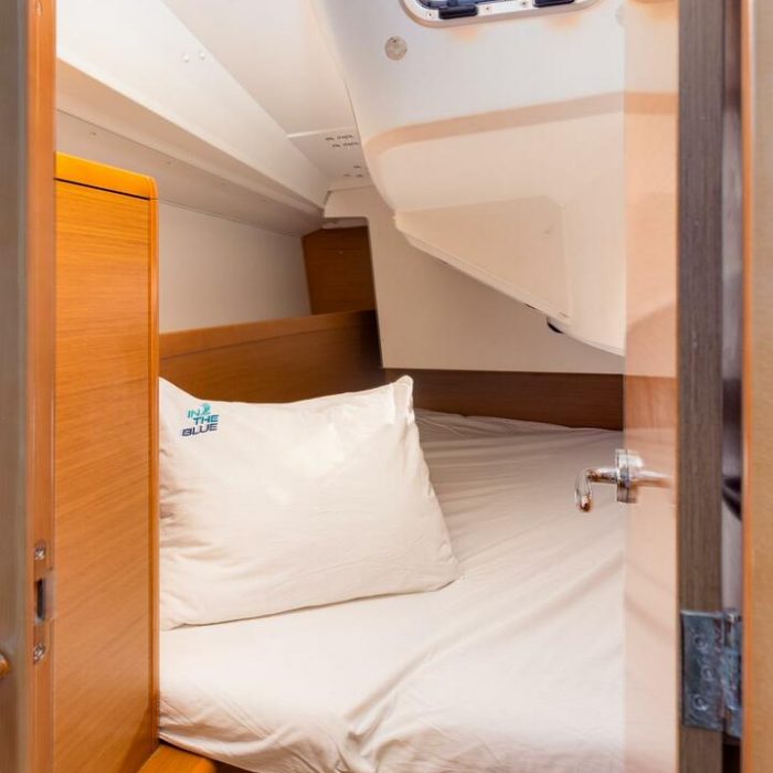 Gin Tonic | Sun Odyssey 349 photo 6