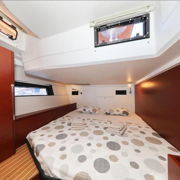 I'm Alone | Hanse 460 - 4 cab. photo 23