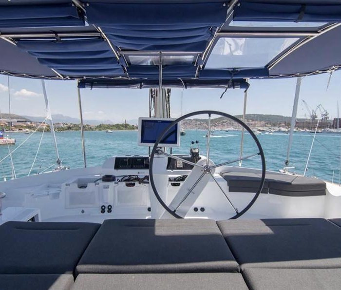 Jolie | Lagoon 52F photo 5