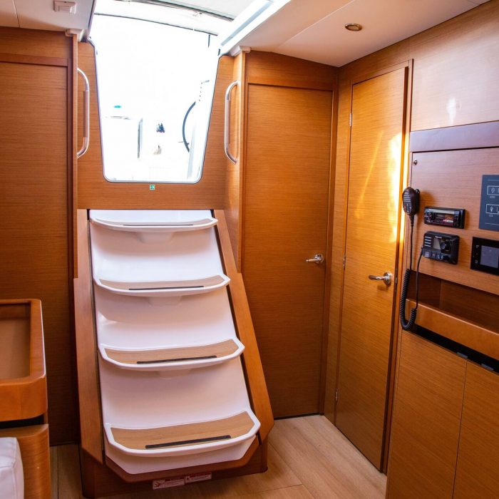 Thaleia | Sun Odyssey 490 photo 9
