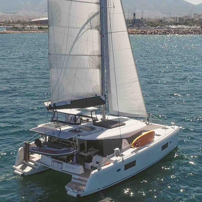 Premium + | Lagoon 42 photo 6