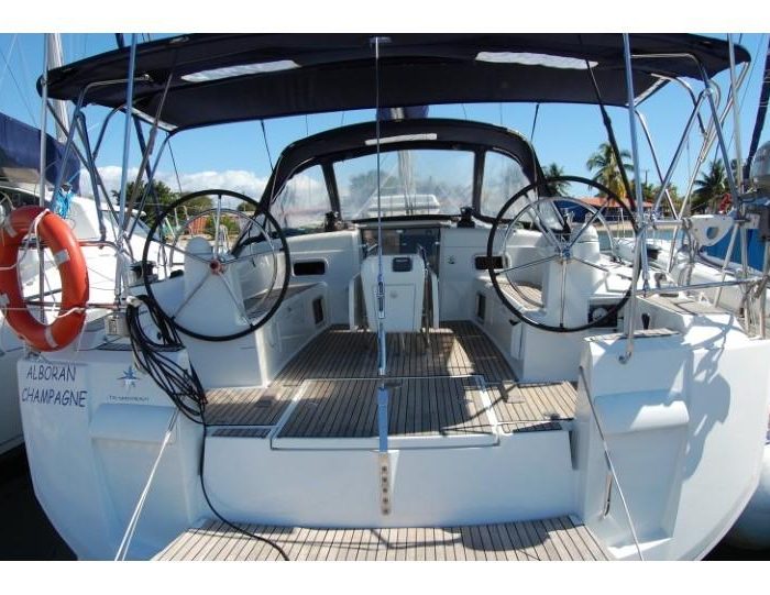 Alboran Champagne (Mallorca) | Sun Odyssey 519 photo 1 Alboran Champagne (Mallorca) | Sun Odyssey 519 photo 1