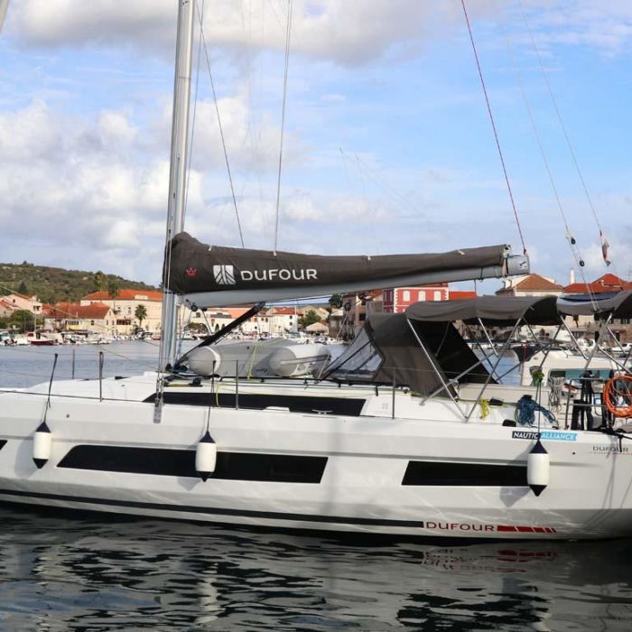 Cygna | Dufour 41 Performance - 3 cab. photo 3