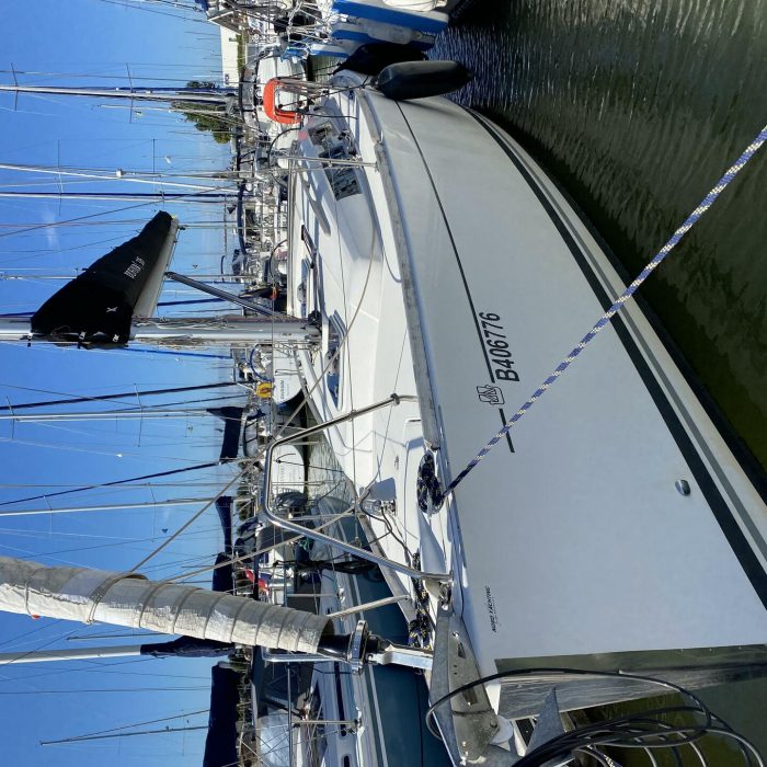 Vittoria | Dufour 335 Grand Large photo 5