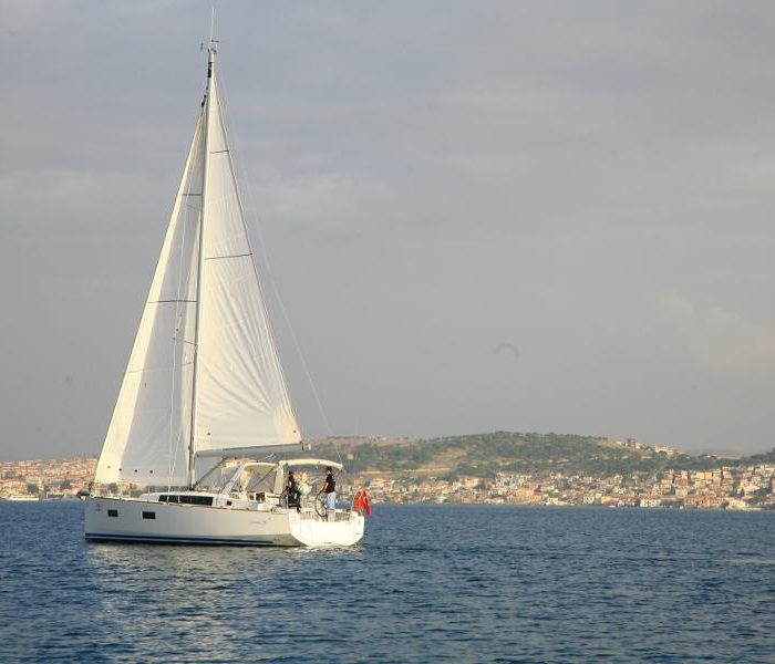 Ada | Oceanis 38 photo 4