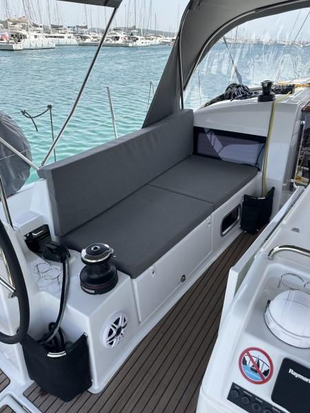 Taurus | Sun Odyssey 440 photo 4