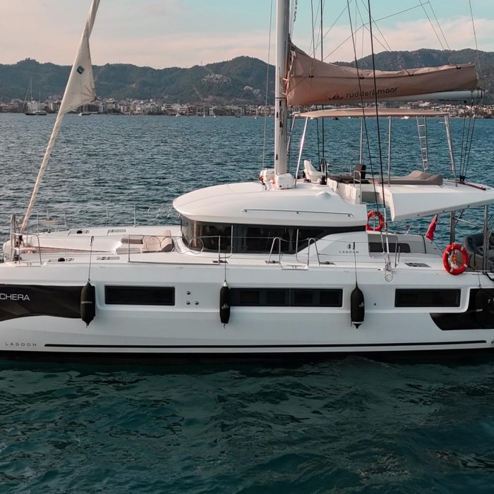 Alchera | Lagoon 50 photo 6