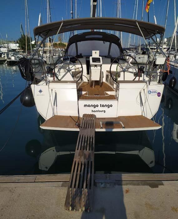 Mango Tango | Sun Odyssey 419 - 3 cab. photo 2